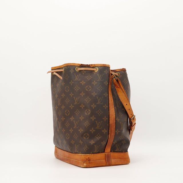 Louis Vuitton Noé Monogram trois quarts bandoulière cuir vachette caramel — AMANA Vintage