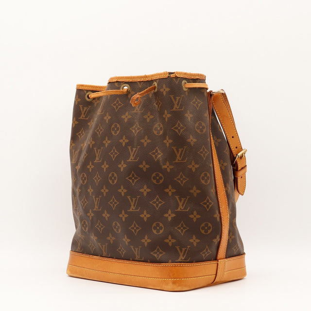 Vue de dos Louis Vuitton Noé Toile Monogramme occasion authentique — AMANA Vintage