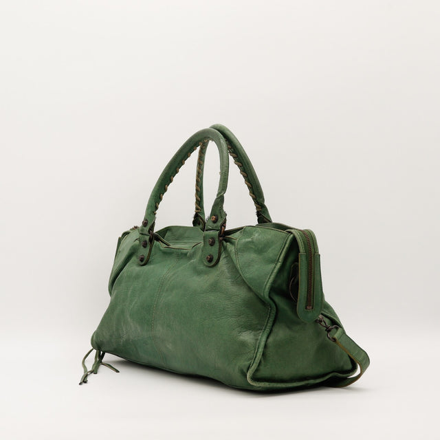 Intérieur Balenciaga Part-Time cuir d'agneau froissé vert occasion authentique — AMANA Vintage