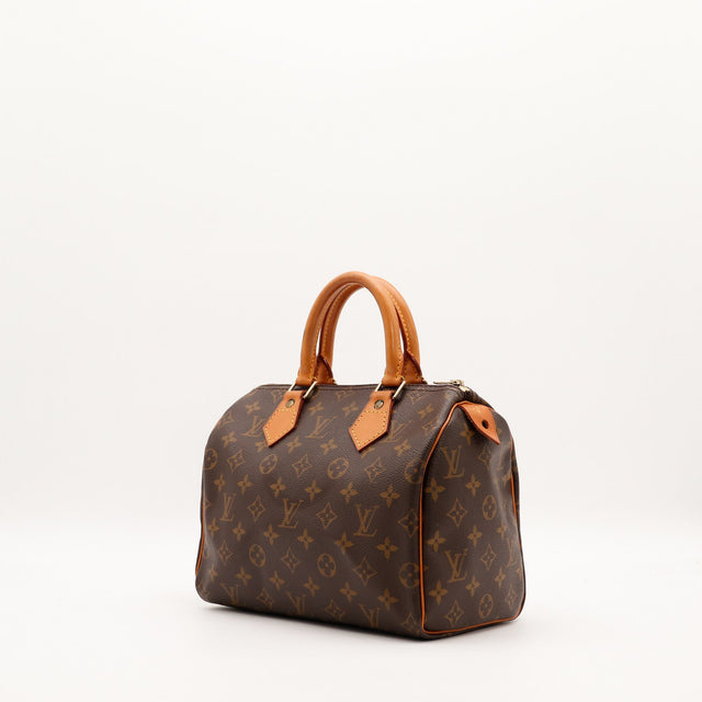 Vue trois quarts Louis Vuitton Speedy 25 toile Monogram patine caramel — AMANA Vintage