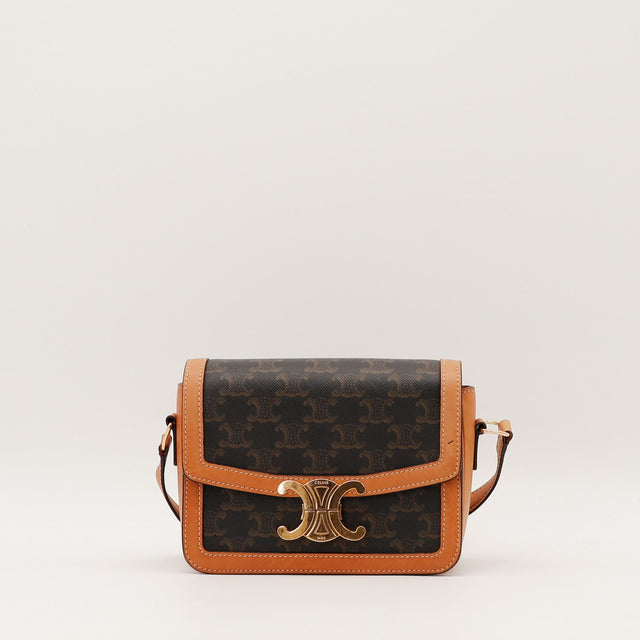 Sac Céline Triomphe toile monogrammée et cuir camel vue de face occasion authentique — AMANA Vintage