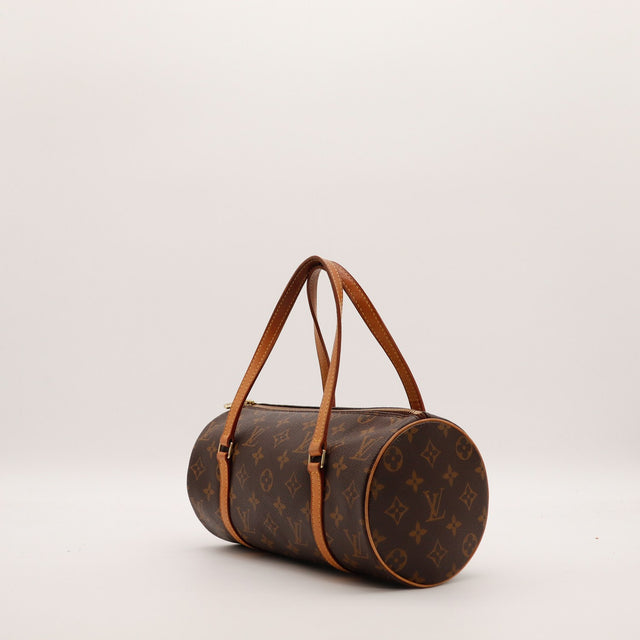 Vue de trois quarts Louis Vuitton Papillon 30 toile Monogram patine caramel — AMANA Vintage