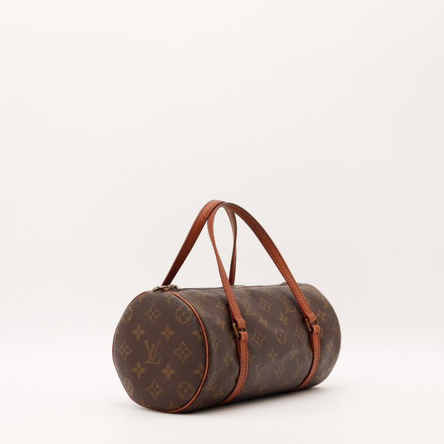 Détail des anses Louis Vuitton Papillon 26 cuir vachette occasion authentique — AMANA Vintage
