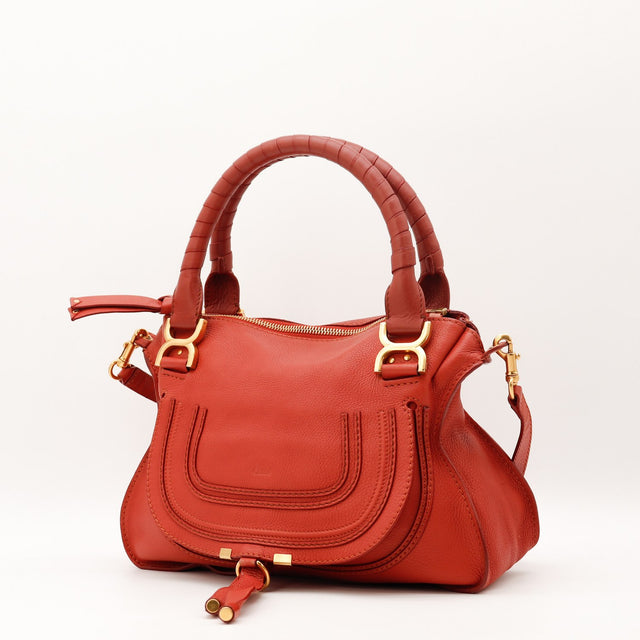 Vue de trois quarts Chloé Marcie Small cuir de veau grainé rouge brique occasion authentique — AMANA Vintage