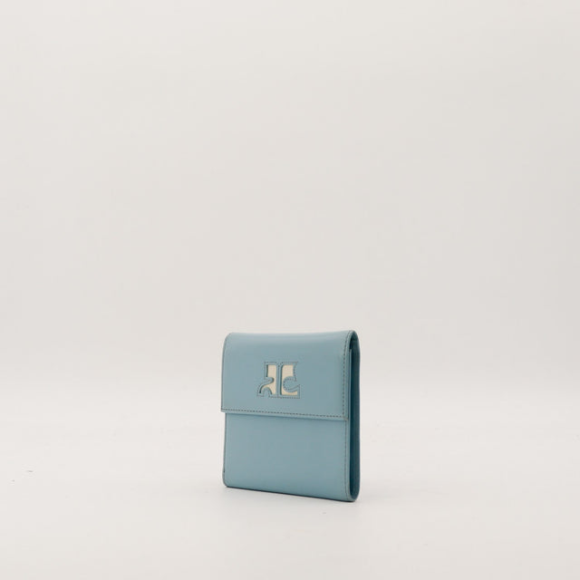 Portefeuille Courrèges bleu vue de trois quarts occasion — AMANA Vintage