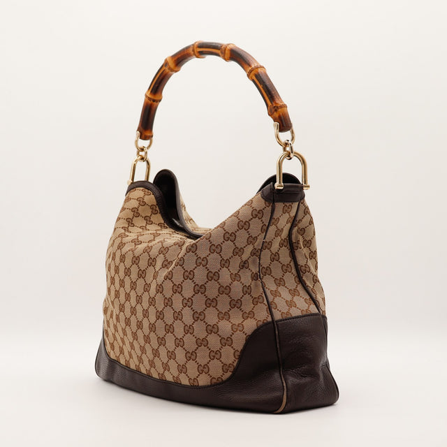 Le Hobo Bambou Gucci vue de trois quarts gauche anse bambou signature — AMANA Vintage