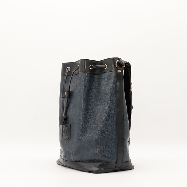 Sac seau Céline bicolore vue de trois quarts droite bandoulière cuir — AMANA Vintage