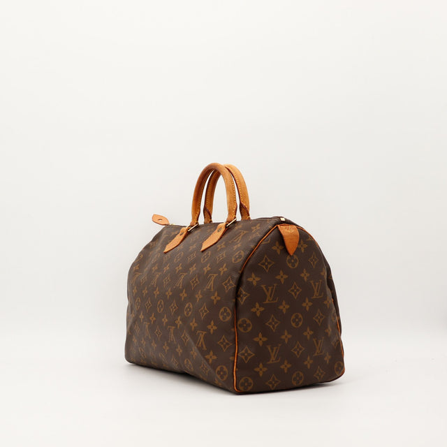 Detail toile Monogram et tab cuir vachette Louis Vuitton Speedy 40 â AMANA Vintage