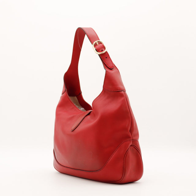 Gucci New Jackie rouge vue de trois quarts dos cuir souple — AMANA Vintage