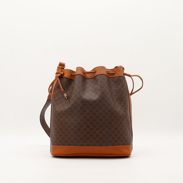 Sac seau Céline Macadam toile monogrammée marron vue de face occasion authentique — AMANA Vintage