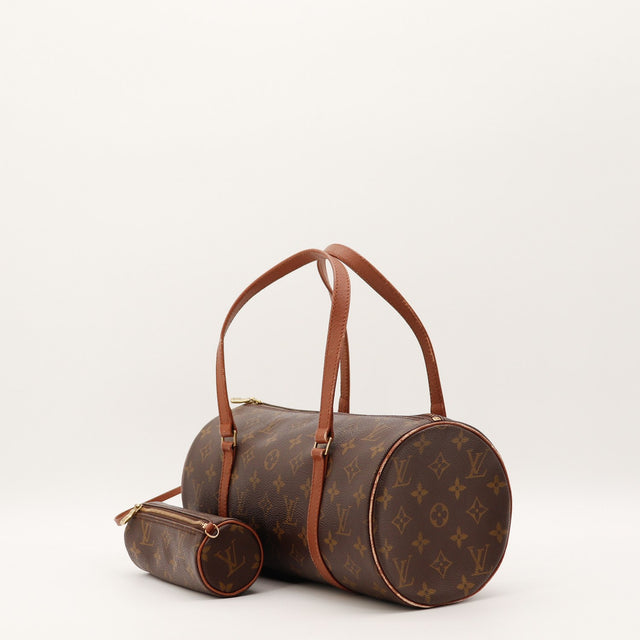 Detail cuir vachette patine caramel anses Louis Vuitton Papillon 30 — AMANA Vintage