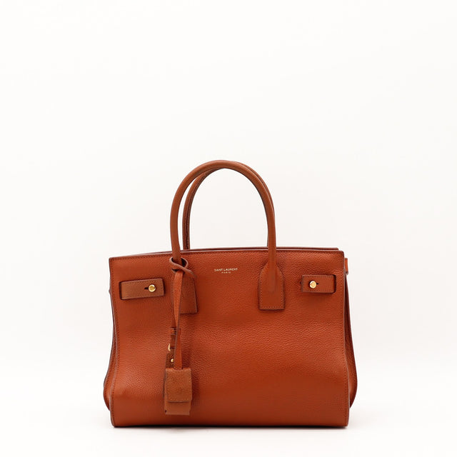 Vue de face Saint Laurent Baby Sac de Jour Souple cuir grainé cognac occasion authentique — AMANA Vintage