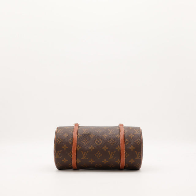 Detail base Louis Vuitton Papillon 26 toile Monogram — AMANA Vintage