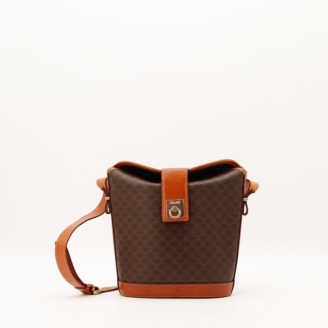 Sac seau Céline Macadam toile marron cuir cognac fermoir anneau vue de face occasion authentique — AMANA Vintage