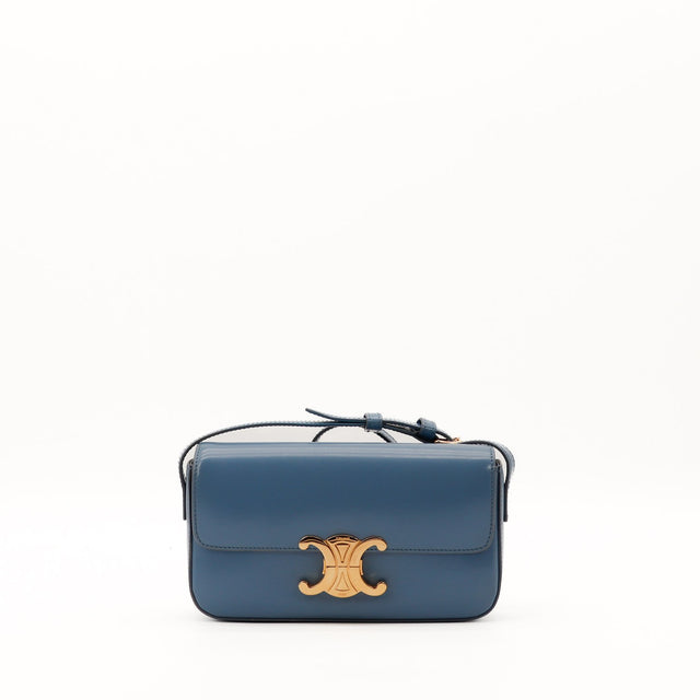 Sac Celine Triomphe cuir lisse bleu fermoir doré vue de face occasion authentique — AMANA Vintage