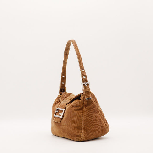 Sac Fendi Mamma Baguette velours cotelé camel vue de dos occasion authentique — AMANA Vintage