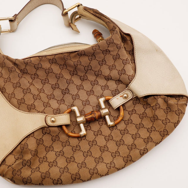 Detail fermoir mors bambou Gucci Hobo Bamboo occasion authentique — AMANA Vintage