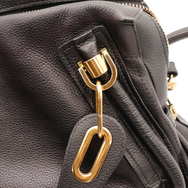 Vue avec bandoulière Chloé Paraty Medium cuir de veau grainé noir occasion authentique — AMANA Vintage