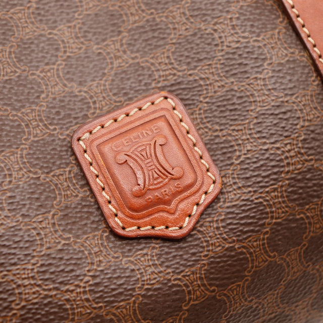 Detail médaillon Celine Paris cuir Papillon Macadam occasion authentique — AMANA Vintage