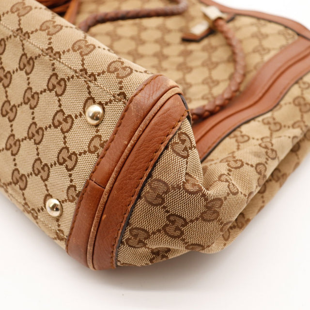 Pormenor da base de pele Gucci Tote Bag marcas de atrito vintage autêntica — AMANA Vintage