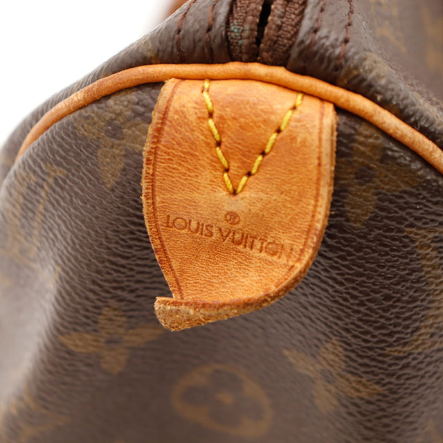 Detail lipje ritstrekker vachettaleer Louis Vuitton Speedy 30 — AMANA Vintage