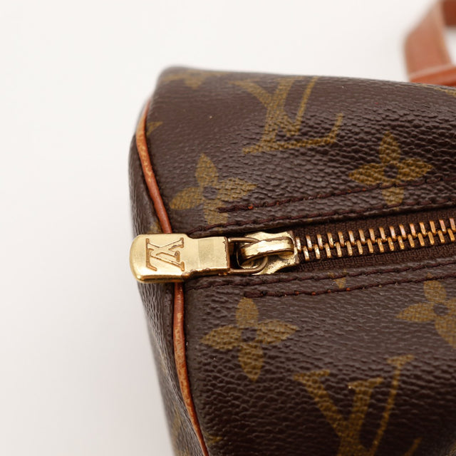 Detail zip Louis Vuitton Papillon 30 curseur dore, toile Monogram occasion — AMANA Vintage