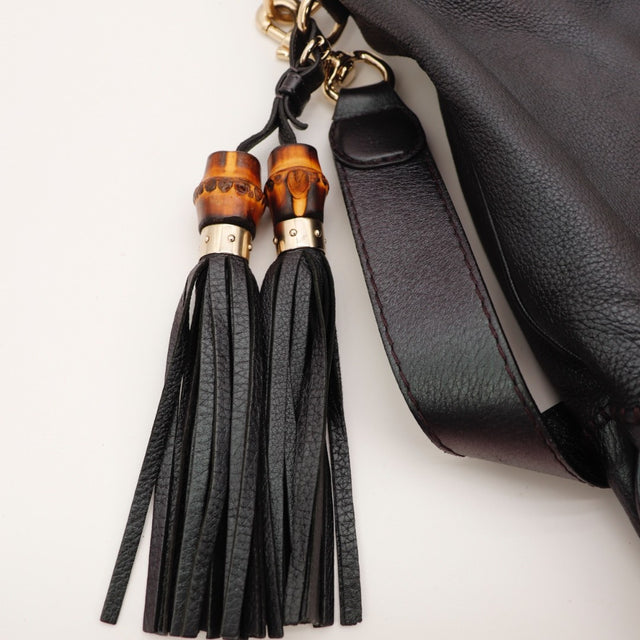 Pompons bambou Gucci New Jackie cuir grainé noir occasion authentique — AMANA Vintage