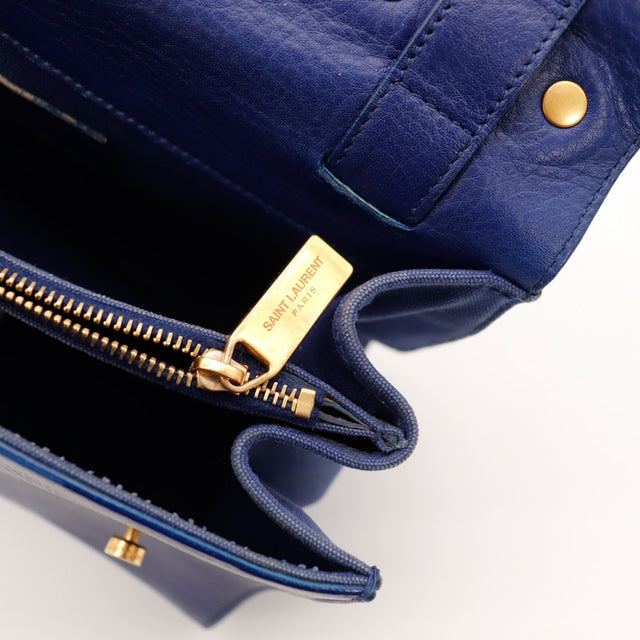 interior detail zip pocket Saint Laurent Muse Two — AMANA Vintage