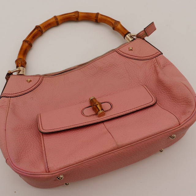handle detail bamboo and closure Gucci Hobo pink — AMANA Vintage