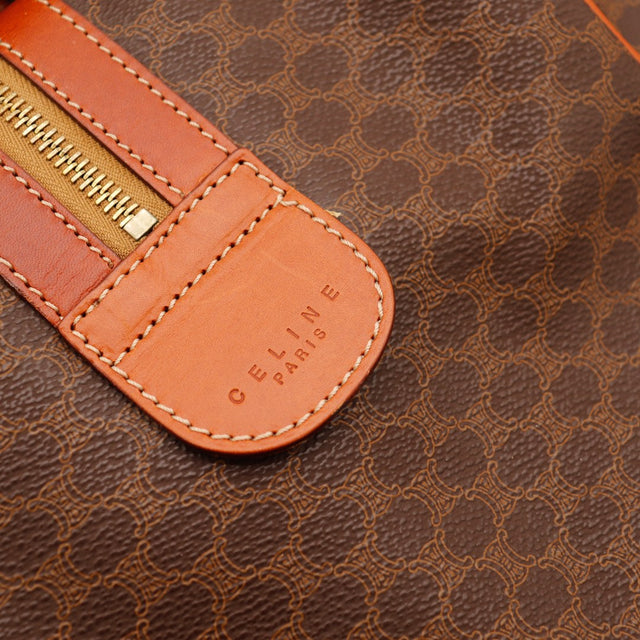 detail tab zip leather cognac stamped Céline Paris Boston Macadam — AMANA Vintage