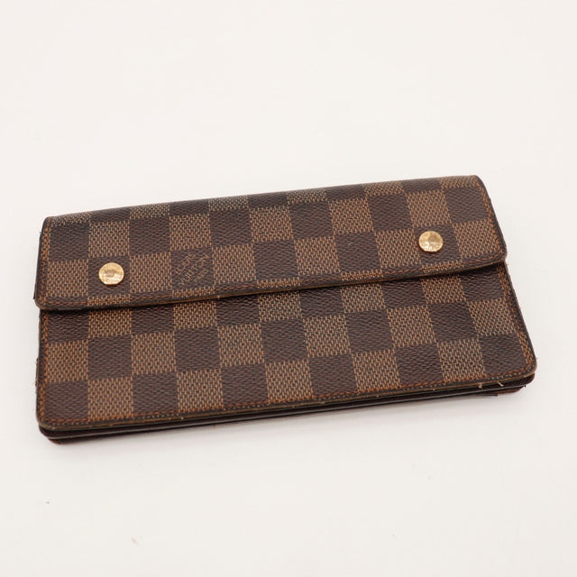 Boutons pression dorés du portefeuille Louis Vuitton Accordéon Damier Ébène — AMANA Vintage