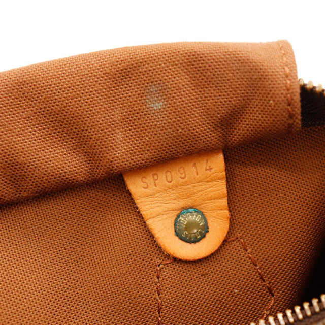 detail hangslot in lipje leer Louis Vuitton Speedy 30 — AMANA Vintage