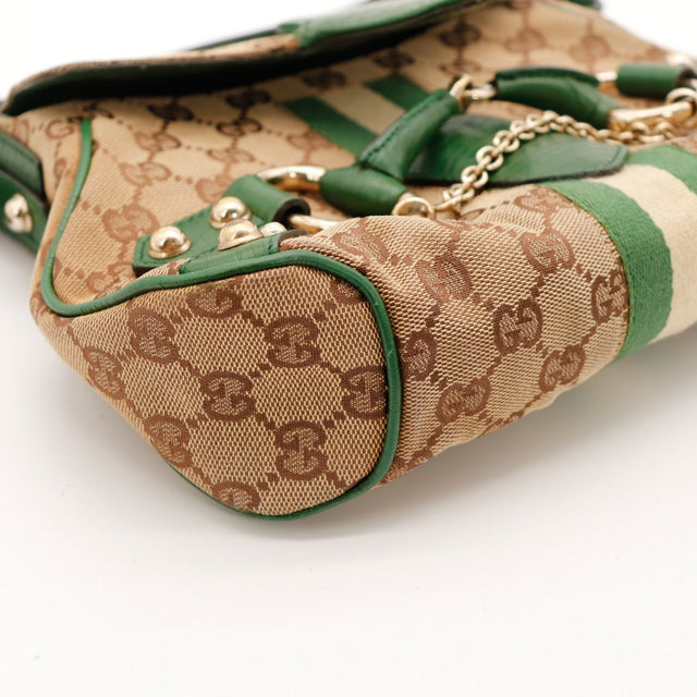 dettaglio angolo e borchia dorato Gucci Hobo Horsebit autentico di seconda mano — AMANA Vintage