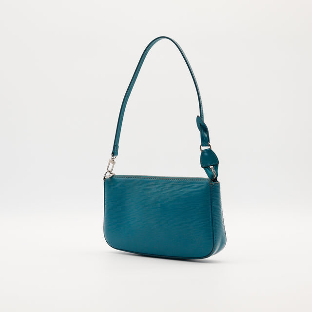 La Pochette Accessoires Épi Louis Vuitton