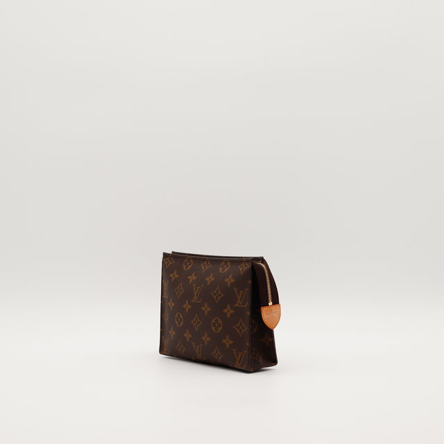 La Pochette Toilette 19 Louis Vuitton