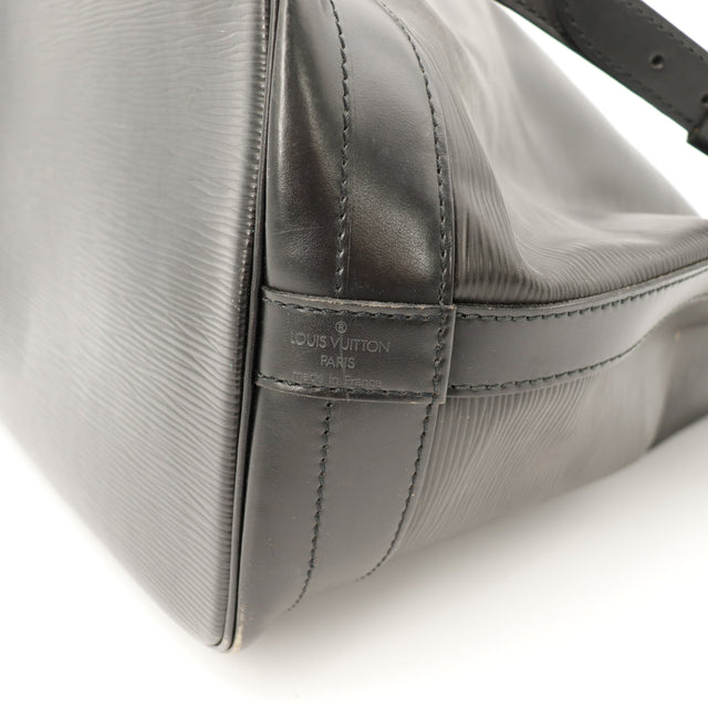 Amana-vintage-sacs-de-luxe-pas-cher-bag-details-occasion-speedy-dior-seconde-main-exclusif-sac-vuitton-authentique-noé-papillon