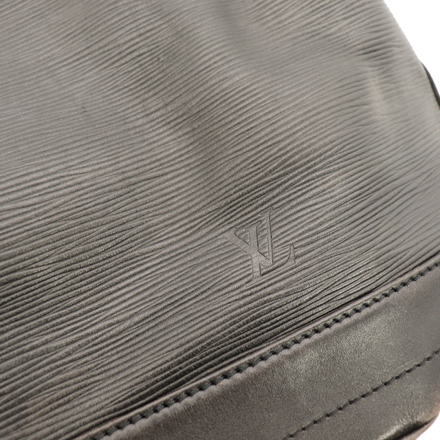 Amana-vintage-sacs-de-luxe-pas-cher-bag-details-occasion-speedy-dior-seconde-main-exclusif-sac-vuitton-authentique-noé-papillon