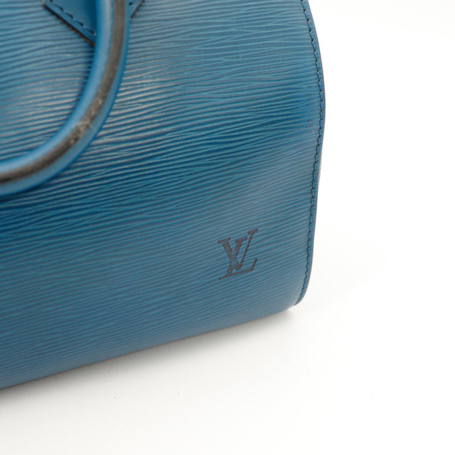 Amana-vintage-betaalbare-luxetassen-tas-details-pre-owned-speedy-dior-pre-owned-exclusieve-authentieke-vuitton-tas-noé-papillon