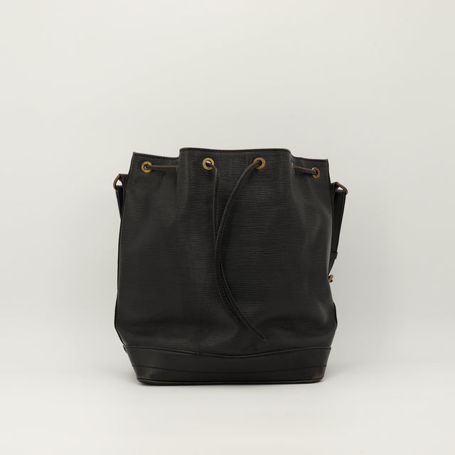 Amana-vintage-sacs-de-luxe-pas-cher-bag-details-occasion-speedy-dior-seconde-main-exclusif-sac-vuitton-authentique-noé-papillon