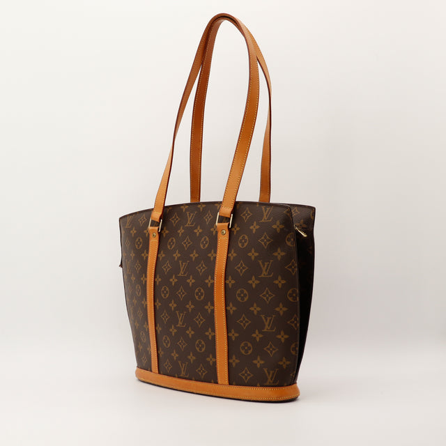 Amana-vintage-sacs-de-luxe-pas-cher-bag-details-occasion-speedy-dior-seconde-main-exclusif-sac-vuitton-authentique-noé-papillon