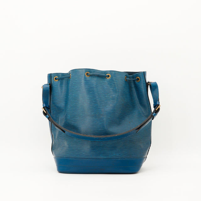 Amana-vintage-sacs-de-luxe-pas-cher-bag-details-occasion-speedy-dior-seconde-main-exclusif-sac-vuitton-authentique-noé-papillon