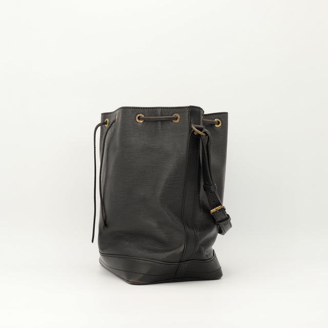 Amana-vintage-sacs-de-luxe-pas-cher-bag-details-occasion-speedy-dior-seconde-main-exclusif-sac-vuitton-authentique-noé-papillon