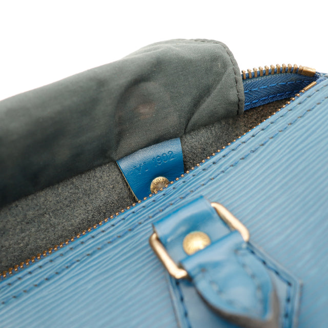 Amana-vintage-betaalbare-luxetassen-tas-details-pre-owned-speedy-dior-pre-owned-exclusieve-authentieke-vuitton-tas-noé-papillon