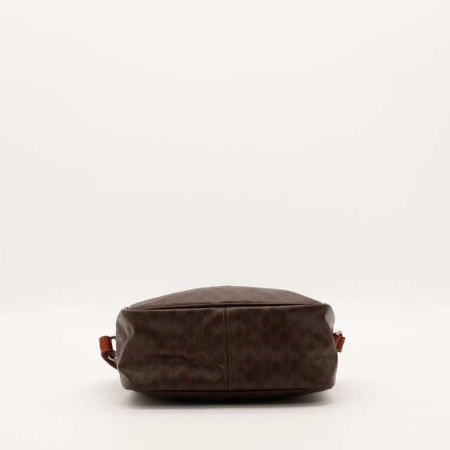 La Trousse de Toilette Céline Bandoulière Macadam