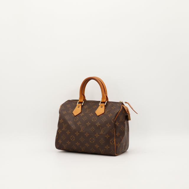 Amana-vintage-sacs-de-luxe-pas-cher-bag-details-occasion-speedy-dior-seconde-main-exclusif-sac-vuitton-authentique-noé-papillon