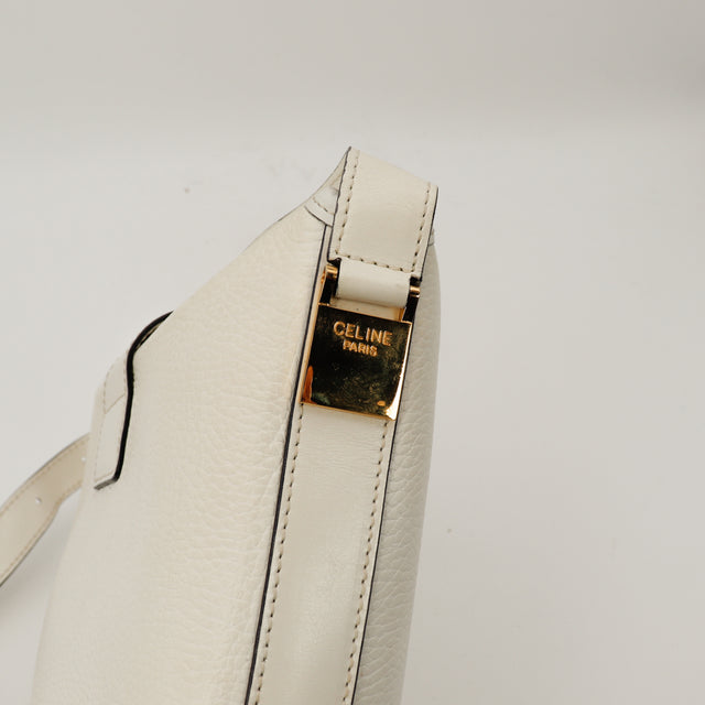 Amana-vintage-sacs-de-luxe-pas-cher-bag-details-occasion-speedy-dior-seconde-main-exclusif-sac-vuitton-authentique-noé-papillon