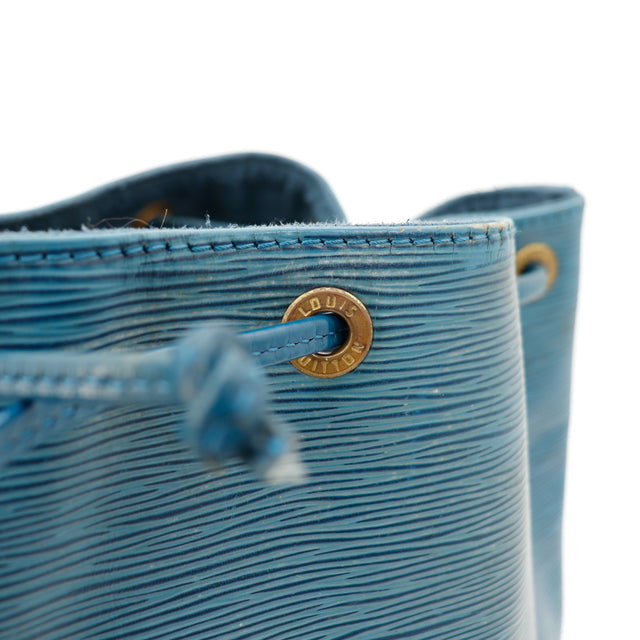 Amana-vintage-sacs-de-luxe-pas-cher-bag-details-occasion-speedy-dior-seconde-main-exclusif-sac-vuitton-authentique-noé-papillon