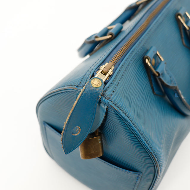 Amana-vintage-betaalbare-luxetassen-tas-details-pre-owned-speedy-dior-pre-owned-exclusieve-authentieke-vuitton-tas-noé-papillon