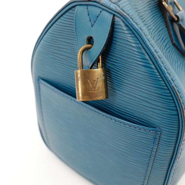 Amana-vintage-betaalbare-luxetassen-tas-details-pre-owned-speedy-dior-pre-owned-exclusieve-authentieke-vuitton-tas-noé-papillon
