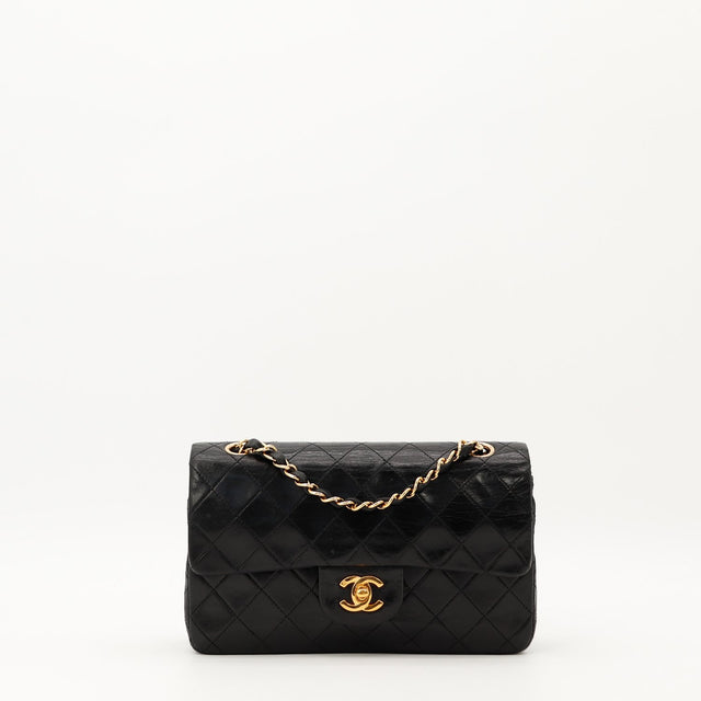 Sac Chanel Timeless 23 cuir agneau matelassé noir vue de face occasion authentique — AMANA Vintage
